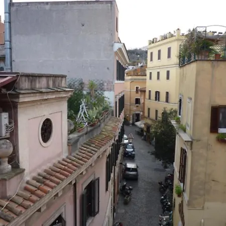 View Of The Rooftops Of Trastevere 아파트 로마